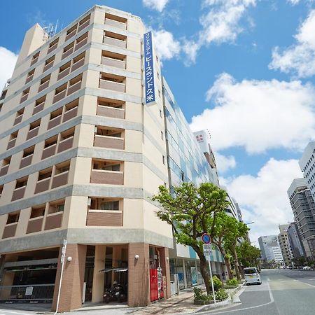 ホテルピースランド久米 那覇市 エクステリア 写真
