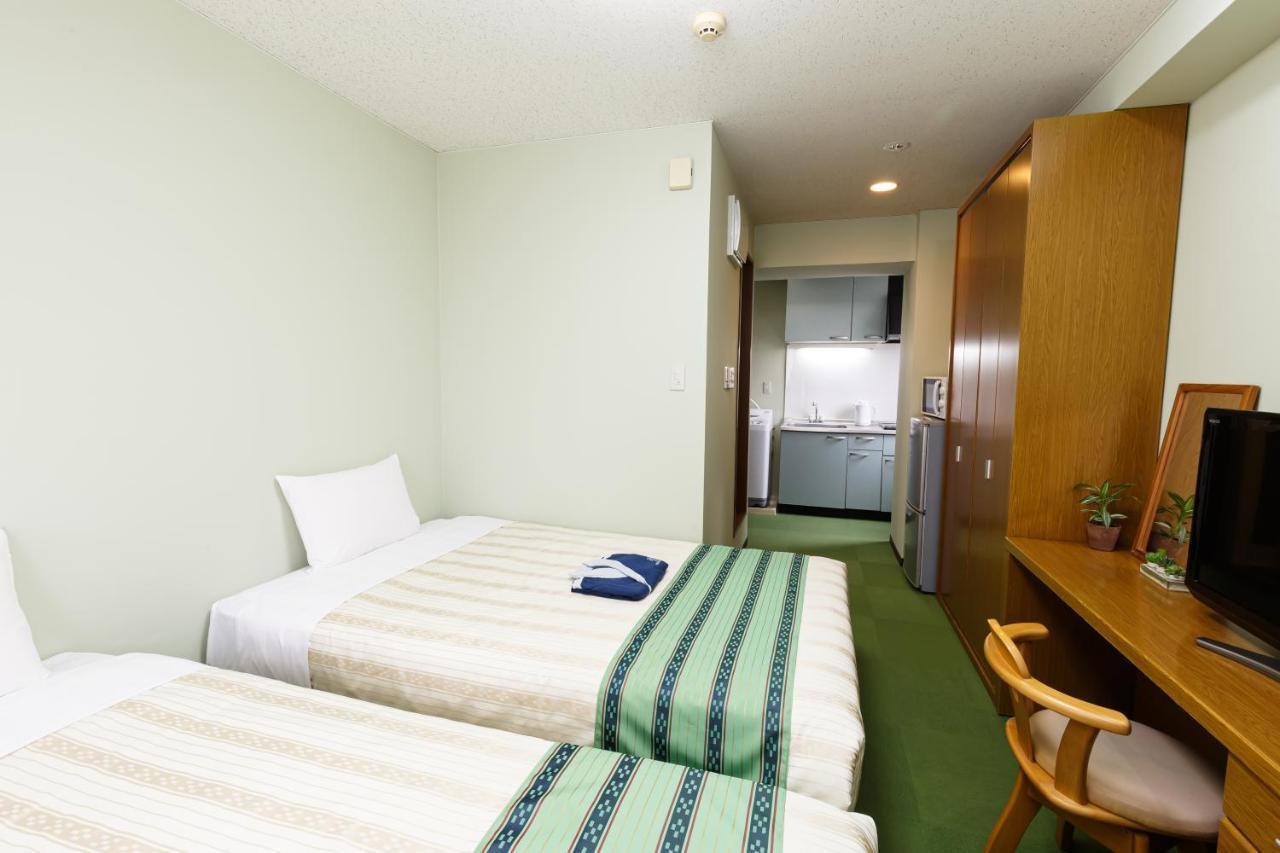 ホテルピースランド久米 那覇市 エクステリア 写真