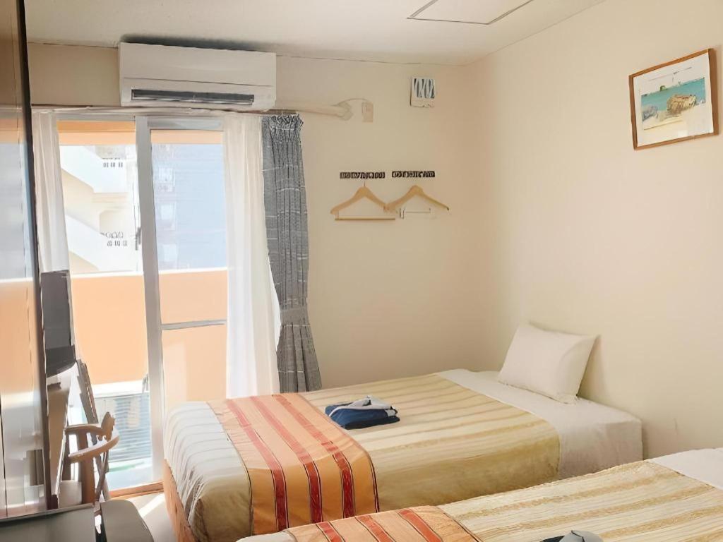 ホテルピースランド久米 那覇市 エクステリア 写真